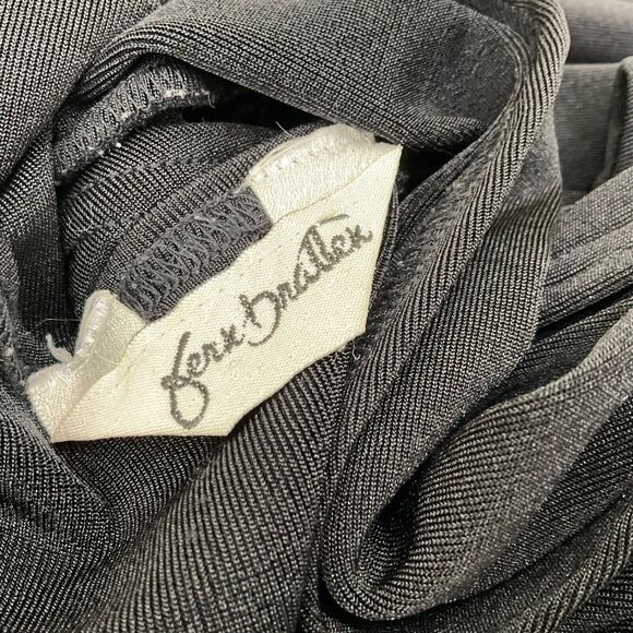 Fern Dratten Slinky Knit Duster Women’s OS  2 button Sleeveless Black travel - Picture 2 of 10